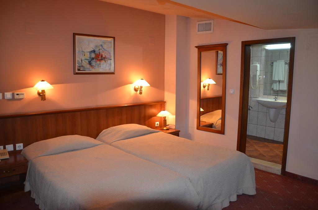 פלובדיב Seven Hills Hotel מראה חיצוני תמונה
